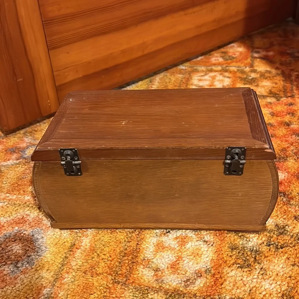 N/A brown wooden